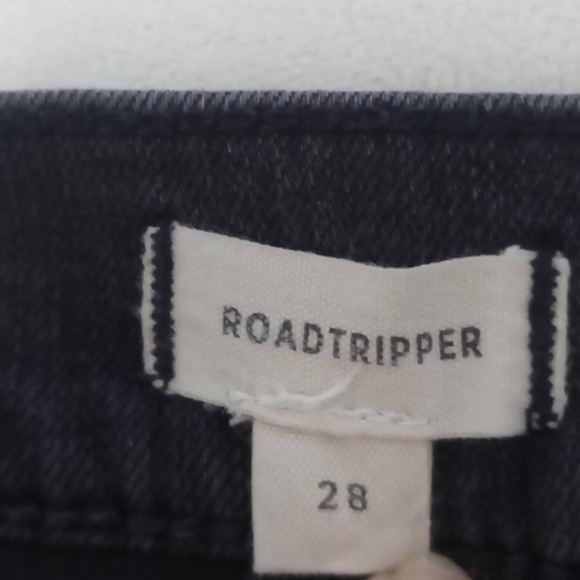 Madewell Roadtripper Faded Black Jeans, size 28 - Picture 5 of 14